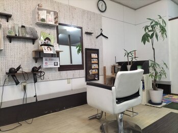 Cut house四樹【カットハウスシキ】