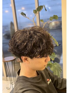 フォルテ 草薙店 波巻きシャドウパーマ