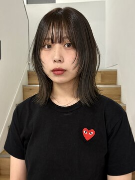 ヨーク(YOKE) 【YOKE】顔周りレイヤーオリーブブラウンミディアムウルフ