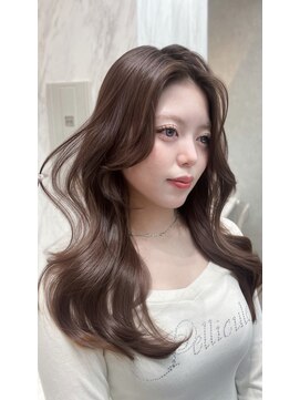 ロンド レア 天神大名店(Lond Le’a) ホワイトブロンド/外ハネボブ/美髪/ワイドバング/ブルーブラック