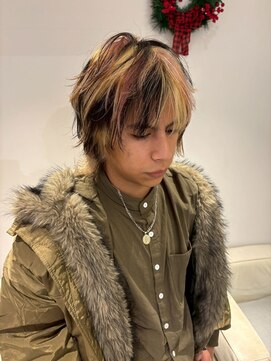 ベレーザ 渋谷(BELEZA) 17338渋谷サーフフェザーショートセンターパート金メッシュ