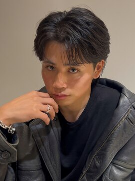 ボンドストーリールミエール(Bond Story lumiere) ナチュラル毛流れセンターパート