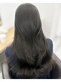 オリーブグレージュ