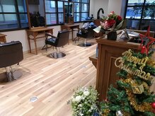 ヘアーサロン ハチプラス(Hairsalon 8+)の雰囲気（中です。）