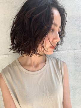 リヴ 目黒(riv.) イルミナカラー/くびれヘア/パーマ／デジタルパーマ[目黒駅]