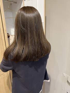 ローレンジウ(LOREN JU) 名駅/名古屋駅/学割U24/レイヤーカット/オージュア/ダブルカラー