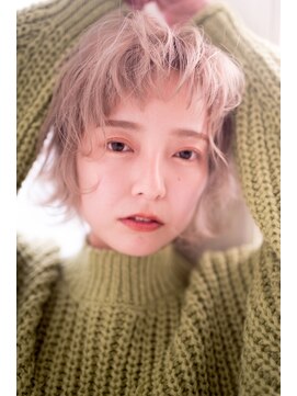 チェレ ロッソ 金剛店(Chere rosso) ハイトーンショート/ダブルカラー/透明感ベージュ