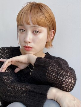 トルネード(TORNADO) 大人ショートボブ ミニボブ 前髪あり 切りっぱなし外ハネ　A816