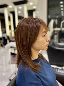 エアー 銀座タワー(AIR) ブリーチなしピンクオレンジ　ミディアム内巻き