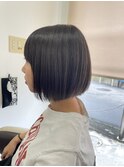 前下がりミニボブ