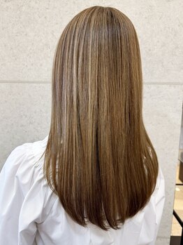 ヴィサージュ ギンザ VISAGE GINZAの写真/【Aujua認定サロン★】1人ひとりの髪質やダメージ具合に合わせた選定で"お悩み解決"×"ツヤ髪"を実現◎