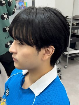 リベル(LIBER) 韓国ヘア/シースルーマッシュ/ダウンパーマ/八王子/眉毛/岩名