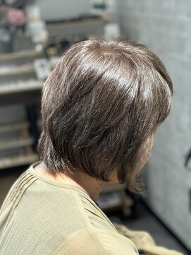 フーシャ(Fuchsia) 白髪活かしカラー