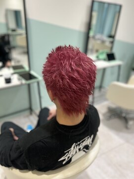 テン(天 ten) スパイキーショート×ピンク