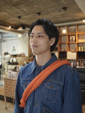 ヒカリス 中崎店(HIKARIS) メンズ × カット