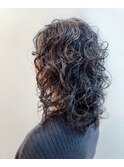 脱縮毛矯正くせ毛を活かすミディアムレイヤー
