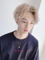 アンダーバーホワイト 阪神西宮店(_WHITE)&nbsp;メンズ　センターパート　ホワイトベージュ