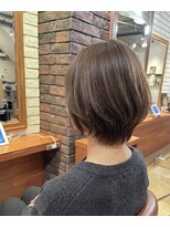 ヘアメイク フレンシア(hair make flencia)&nbsp;柔らかい質感と外ハネで魅せる大人可愛い【195スタイル】