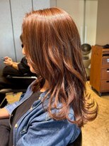 ナチュラル ヘアーデザイニング(Natural hair designing)&nbsp;大人可愛い/波巻き韓国風ロング/テラコッタベージュ/ケアカラー