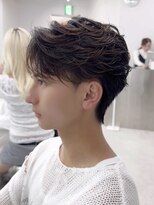 リヴ オオサカ(LIV OSAKA) フェザーパーマフェザーショートセンターパートシースルー