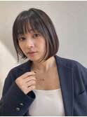 横浜西口/グレーヘアー メテオストレート ひし形レイヤーボブ