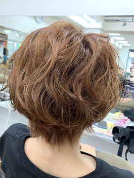 ヘアーアンドスパ ベアーズ 2 ショートふんわりパーマ