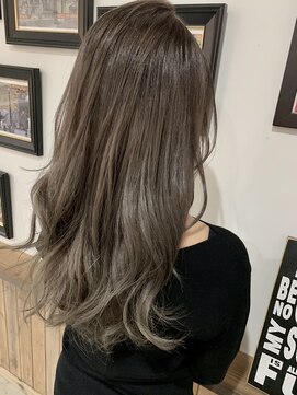 ノーム 横浜(NORM) Norm横浜 オリーブグレージュ