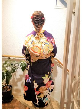 矢島美容室 荻窪店 卒業式編みおろしヘア