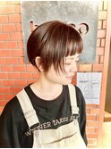 ショートボブ