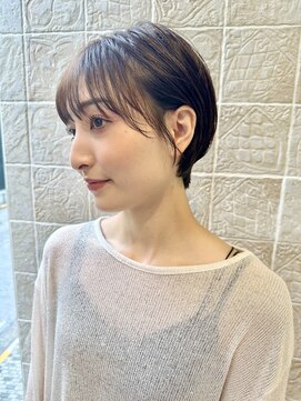 ビュートリアム 南青山(BEAUTRIUM) 大人ショート　艶感ショート　丸みショート　30代40代　表参道
