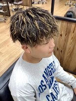 デプト(DEPT.)&nbsp;ツイストスパイラル/メッシュ/フェード/マッシュ/理容室/眉毛