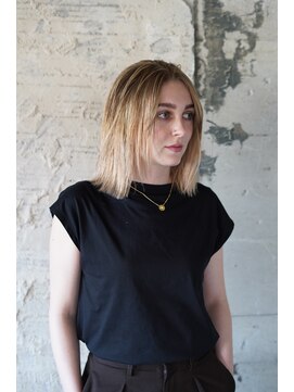 オルター(Alter) バレイヤージュカラー