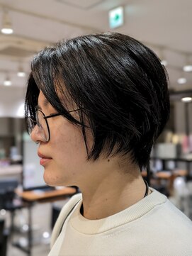 ケーオーエスビューティー(K O S beauty) 黒髪前下がりショートボブ！