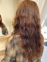 エル 新小岩(elu)&nbsp;ブリーチ無しオレンジブラウン×レディースパーマ