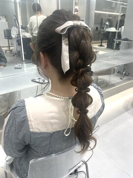 アールプラス 新宿(ar+) 【新宿駅/新宿三丁目/ヘアセット/編みおろし】