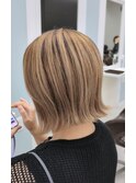 外ハネスズランボブ