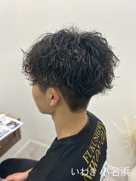 クルム(guleum) ダークアッシュ/アッシュブラック/カルマパーマ/ベリーショート