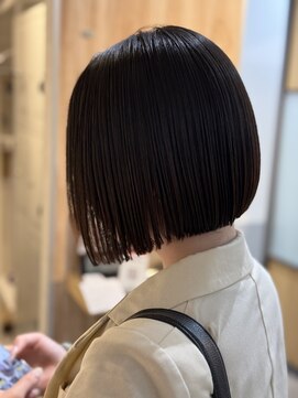 イオエ 三宮(ioe) ミニボブ×髪質改善ストレート