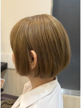 カール 鶴川店(K：R) ボブ美髪くびれワンカールシルキーベージュ