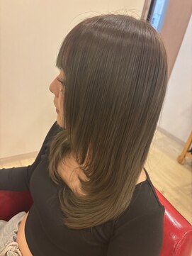 しろの家美容室 オンカラー×レイヤースタイル