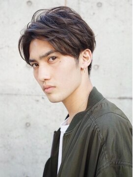 メンズヘアトウキョウ 新宿店(MEN’S HAIR TOKYO) 毛流れセンターパート