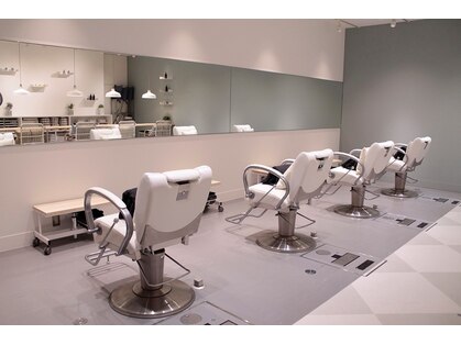 シーユー 二子玉川店(Cu)の写真