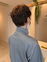 フィーラ(Feela) ショートパーマ