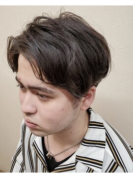 カラーリリー(calla lily) men's前下がりnaturalパーマstyle