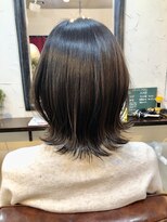 エトネ ヘアーサロン 仙台駅前(eTONe hair salon) 20代.30代.前上がり 丸み大人ボブ