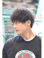 ネイビー(NAVY)&nbsp;パーマで再現☆細束ラフマッシュ☆刈り上げでシルエットも◯