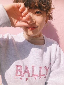 リヤン(Lien) くせ毛風ショート