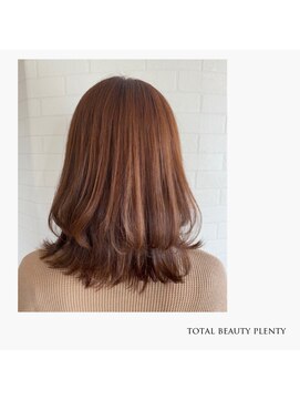 トータル ビューティー プレンティー(total beauty Plenty) 春ピンクベージュ×春レイヤー