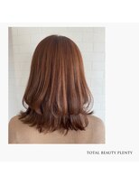 トータル ビューティー プレンティー(total beauty Plenty) 春ピンクベージュ×春レイヤー