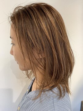 ヒューズ(HUES) 白髪ぼかし　シークレットハイライト